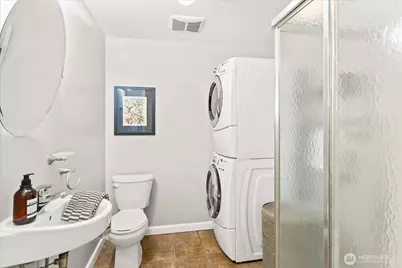 11513 Palatine Avenue N, Seattle, WA 98133 - Photo 22