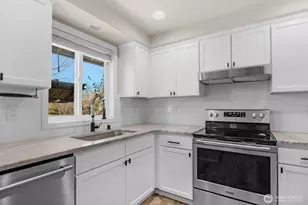 4825 145th St NE, Marysville, WA 98271 - Photo 14