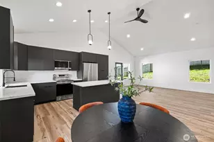 1215 Rolling Hills Dr, Port Angeles, WA 98363 - Photo 8