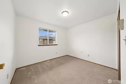 425 Rosewood Drive, Buckley, WA 98321 - Photo 12