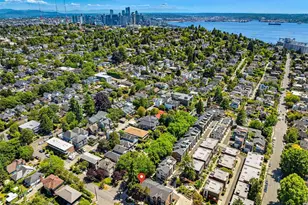 901 W McGraw St, Seattle, WA 98119 - Photo 32