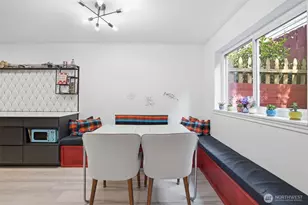 4525 S Henderson St, Seattle, WA 98118 - Photo 8