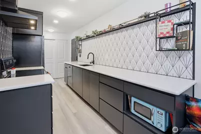 4525 S Henderson Street #102, Seattle, WA 98118 - Photo 4