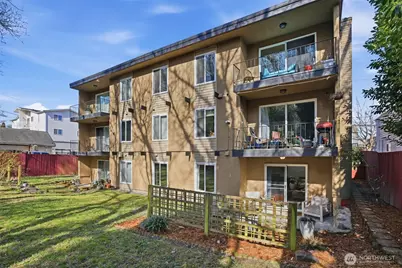 4525 S Henderson Street #102, Seattle, WA 98118 - Photo 34