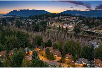 4679 238th Way SE, Sammamish, WA 98029 - Photo 38