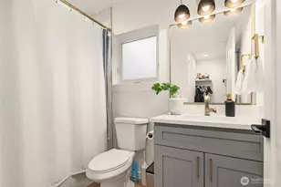 7030 Mary Ave NW, Seattle, WA 98117 - Photo 4