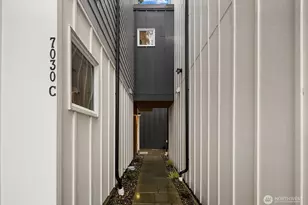 7030 Mary Ave NW, Seattle, WA 98117 - Photo 2