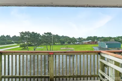 615 Ocean Shores Boulevard NW #303, Ocean Shores, WA 98669 - Photo 14