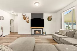 817 B St, Vader, WA 98593 - Photo 8