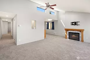 6652 Park Point Way NE, Seattle, WA 98115 - Photo 18