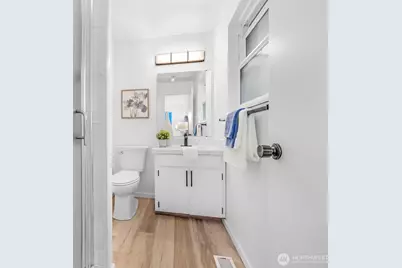 19332 53rd Avenue NE, Lake Forest Park, WA 98155 - Photo 14