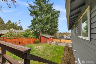 19332 53rd Avenue NE, Lake Forest Park, WA 98155 - Photo 26