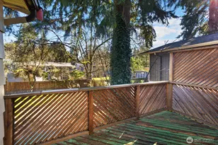 14044 Lenora Pl N, Seattle, WA 98133 - Photo 8