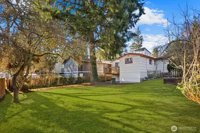 14044 Lenora Place N, Seattle, WA 98133 - Photo 14