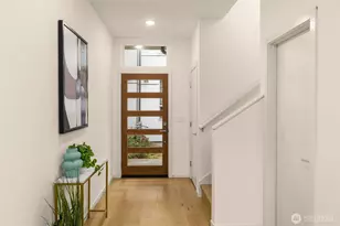 9248 17th Ave SW, Seattle, WA 98106 - Photo 2