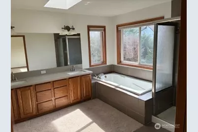 12312 9th Street E, Edgewood, WA 98372 - Photo 12