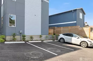 9518 Interlake Ave N, Seattle, WA 98103 - Photo 38