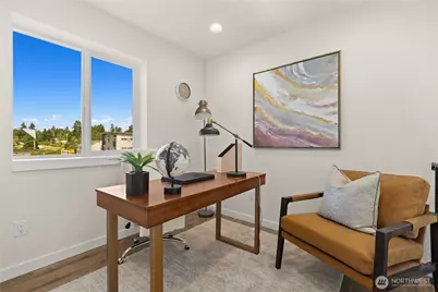 9518 Interlake Avenue N, Seattle, WA 98103 - Photo 22