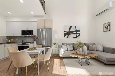 9518 Interlake Avenue N, Seattle, WA 98103 - Photo 16