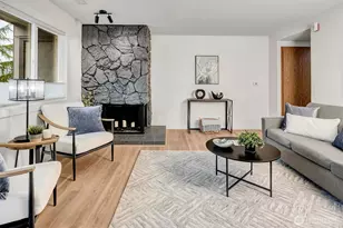 9517 NE 180th St, Bothell, WA 98011 - Photo 4