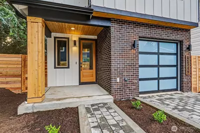 11251 108th Avenue NE, Kirkland, WA 98033 - Photo 2