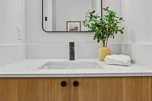 11251 108th Ave NE, Kirkland, WA 98033 - Photo 16