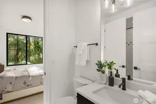 13988 SE 5th St, Bellevue, WA 98005 - Photo 34