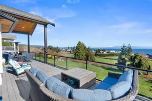 1433 Country Club Dr, Camano Island, WA 98282 - Photo 26