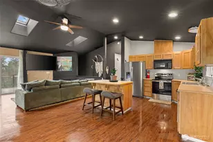 798 W Rd, Sedro Woolley, WA 98284 - Photo 6