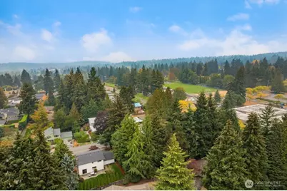 10703 NE 53rd Street, Kirkland, WA 98033 - Photo 12