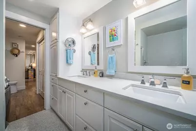 1616 41st Avenue E #101, Seattle, WA 98112 - Photo 18