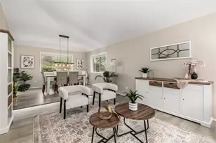 21809 NE 175th St, Woodinville, WA 98077 - Photo 2