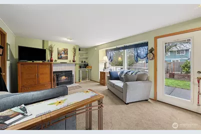 915 129th Street Ct E, Tacoma, WA 98445 - Photo 12