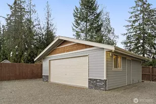 20413 Church Lake Dr E, Bonney Lake, WA 98391 - Photo 30