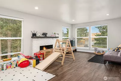 21404 46th Place W, Mountlake Terrace, WA 98043 - Photo 14