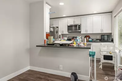 21404 46th Place W, Mountlake Terrace, WA 98043 - Photo 20