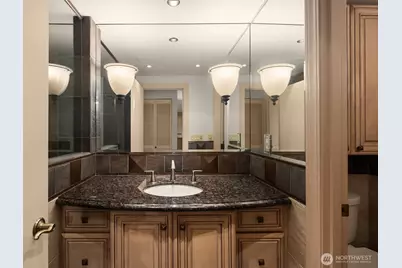 2125 1st Avenue S #1205, Seattle, WA 98121 - Photo 10