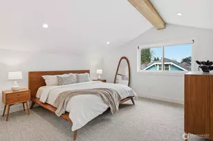 132 NE 52nd St, Seattle, WA 98105 - Photo 18