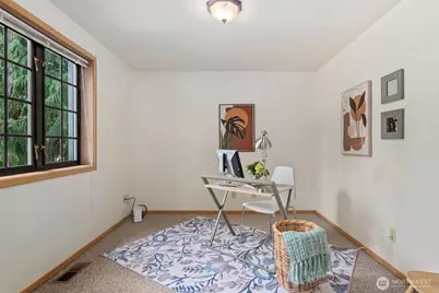 3840 NE Ambleside Lane, Bremerton, WA 98311 - Photo 2