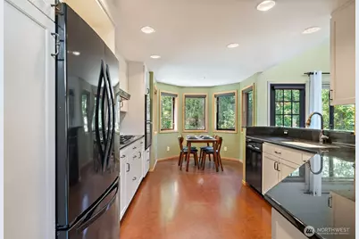 3840 NE Ambleside Lane, Bremerton, WA 98311 - Photo 10