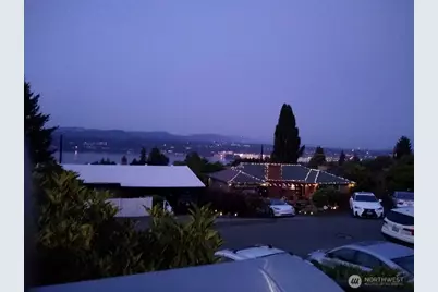 11027 Auburn Avenue S, Seattle, WA 98178 - Photo 36