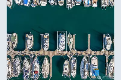 141 Parfitt Way SW #B37, Bainbridge Island, WA 98110 - Photo 2