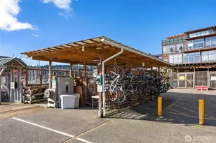 141 Parfitt Way SW, Bainbridge Island, WA 98110 - Photo 24