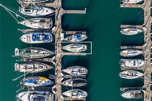 141 Parfitt Way SW, Bainbridge Island, WA 98110 - Photo 4