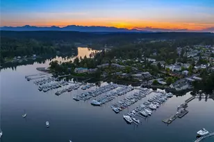 141 Parfitt Way SW, Bainbridge Island, WA 98110 - Photo 14