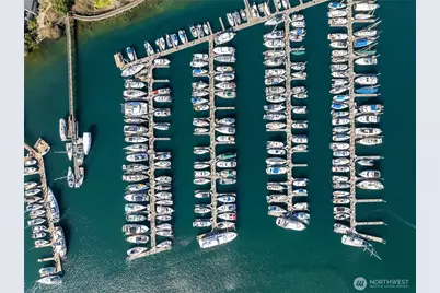 141 Parfitt Way SW #D31, Bainbridge Island, WA 98110 - Photo 10