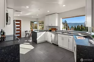 6070 Seward Park Ave S, Seattle, WA 98118 - Photo 10