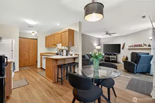 4118 212th St SW, Mountlake Terrace, WA 98043 - Photo 8