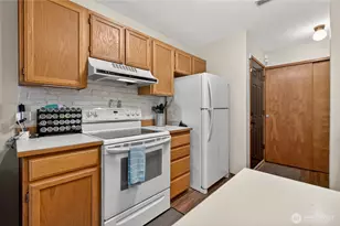 4118 212th St SW, Mountlake Terrace, WA 98043 - Photo 4