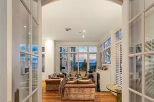 2801 1st Ave, Seattle, WA 98121 - Photo 4